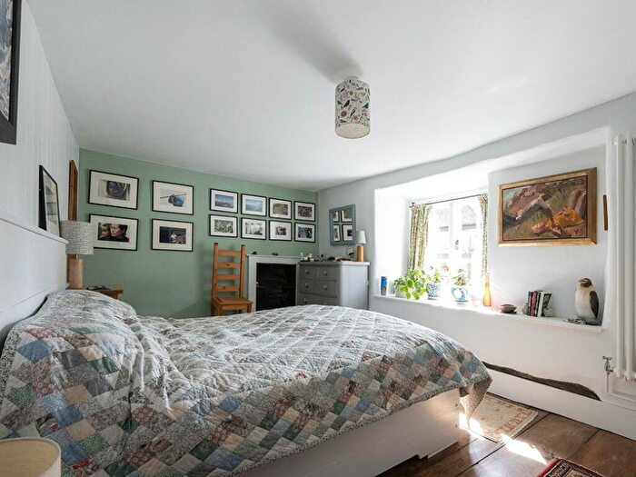 3 Bedroom Terraced House For Sale In Trendle Street Sherborne, DT9