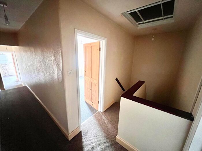 1 Bedroom Flat To Rent In Bowling Green Road, Kettering, Northamptonshire, NN15