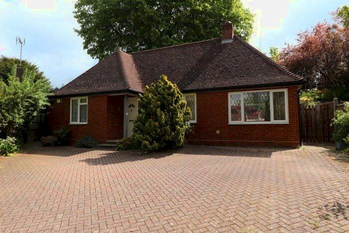 2 Bedroom Bungalow To Rent In Willow Close, Brentwood, CM13