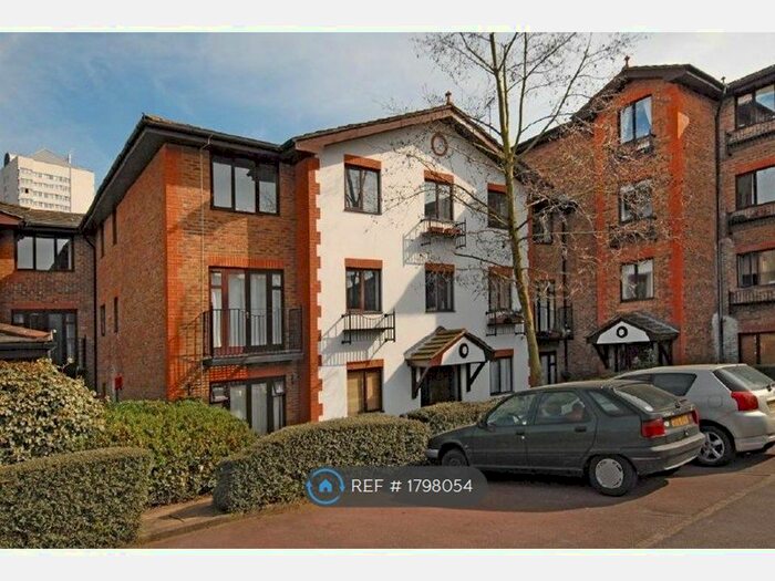 1 Bedroom Flat To Rent In Parkview Court, London, SW18