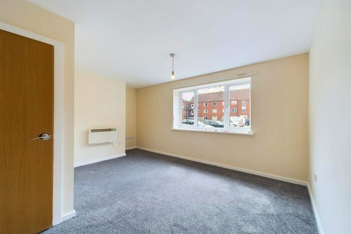 3 Bedroom Property To Rent In Kirkley Lodge, Park Avenue, Newcastle Upon Tyne, NE3