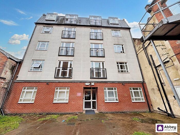 2 Bedroom Flat For Sale In Bowling Green Street, Leicester, LE1