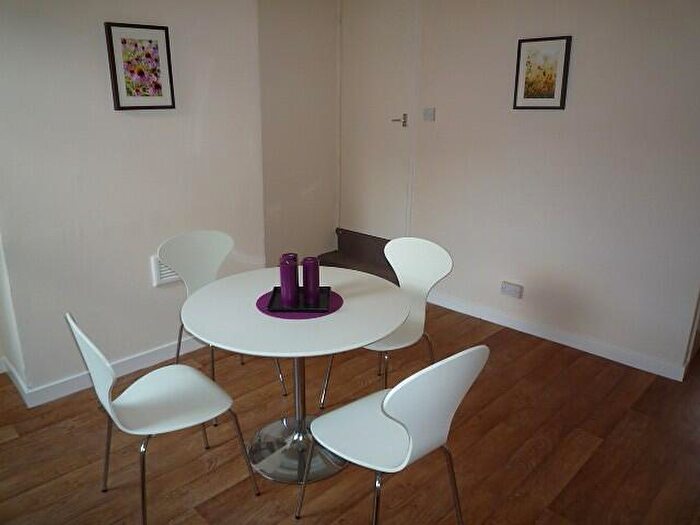 3 Bedroom Terraced House To Rent In Humber Road, Beeston, NG9