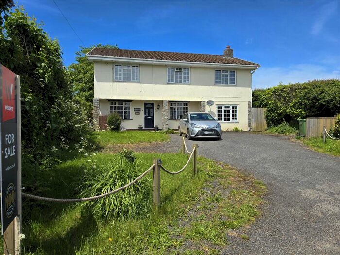 4 Bedroom Detached House For Sale In Fore Street, Langtree, Devon, EX38