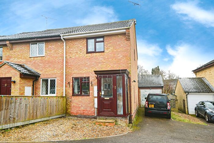 2 Bedroom Semi-Detached House For Sale In Barrington Road, Watchfield, Swindon, SN6