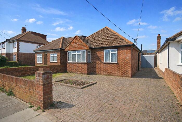 3 Bedroom Detached Bungalow For Sale In Junction Road, Ashford, TW15