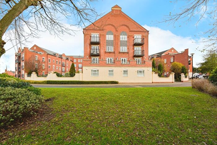 1 Bedroom Flat For Sale In Armstrong Drive, Worcester, Worcestershire, WR1