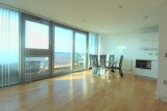 2 Bedroom Flat To Rent In Kingsway, London, N12