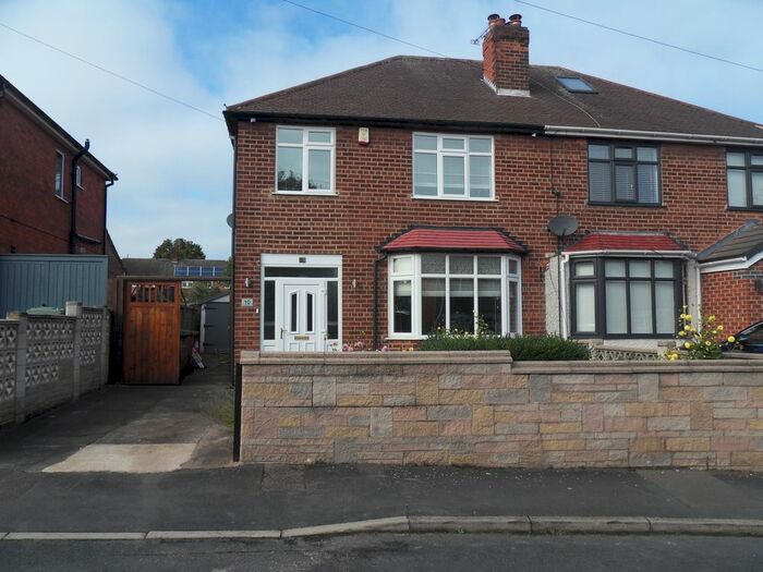 3 Bedroom Semi-Detached House To Rent In Denehurst Avenue, Nottingham, NG8