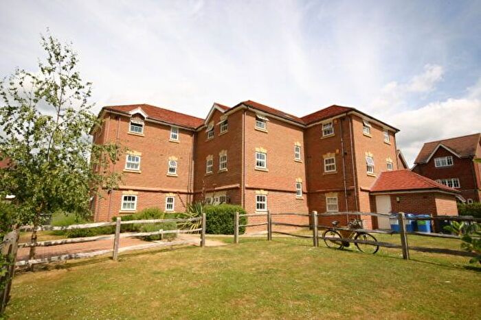 2 Bedroom Property To Rent In Deers Leap, Haywards Heath, RH16