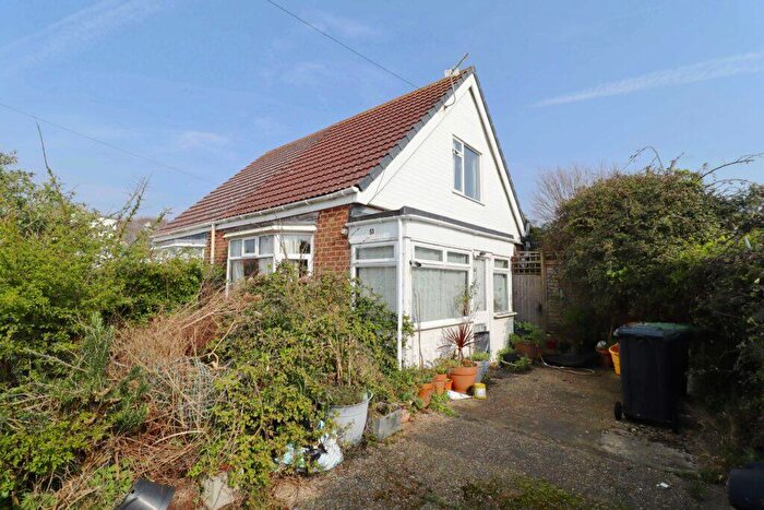 2 Bedroom Detached Bungalow For Sale In Seafront Estate, Hayling Island, PO11