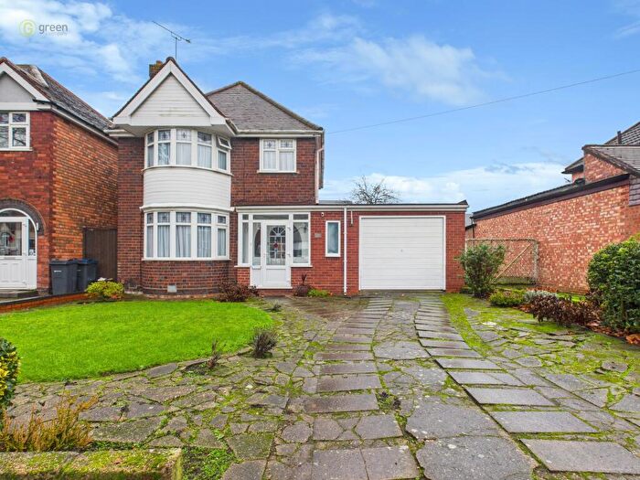 3 Bedroom Detached House For Sale In Ewell Road, Erdington, B24