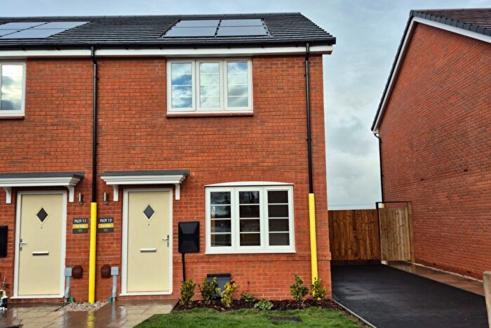 2 Bedroom Town House For Sale In Wood Lane, Higham-On-The-Hill, Nuneaton, CV13