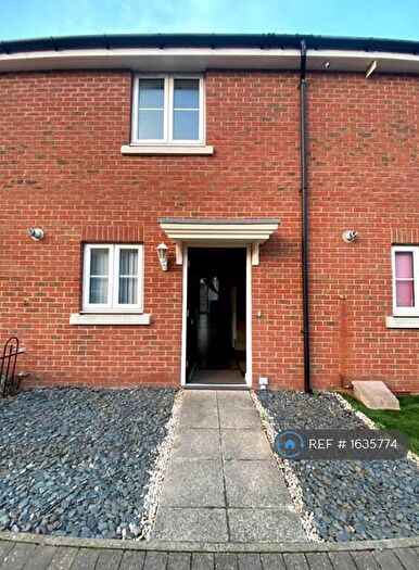 2 Bedroom Terraced House To Rent In Vestry Place, Rochester, ME3