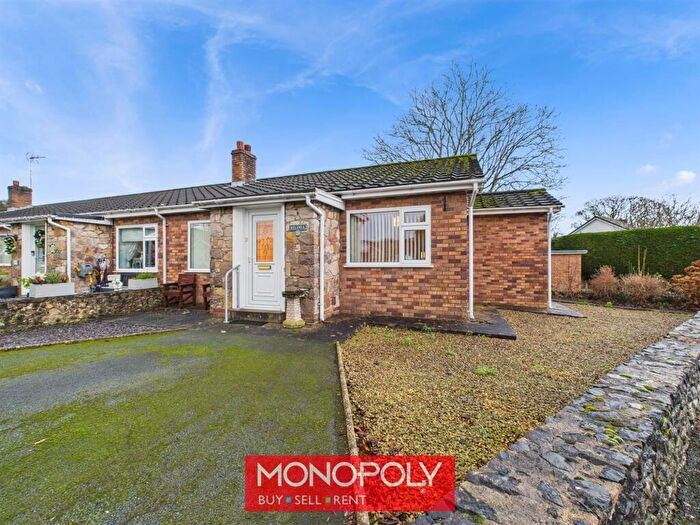 2 Bedroom Semi-Detached Bungalow For Sale In Llanrhaeadr, Denbigh, LL16