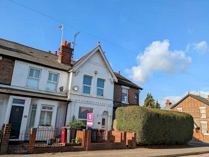 3 Bedroom Terraced House To Rent In Briants Avenue, Caversham, Reading, RG4