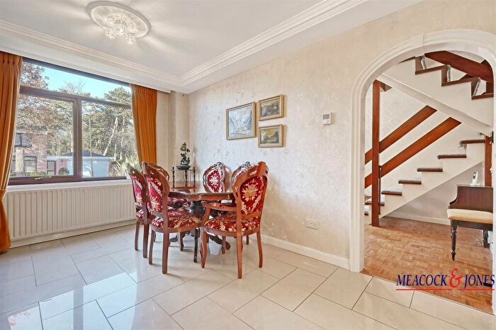 4 Bedroom Detached House For Sale In Tor Bryan, Ingatestone, Essex, CM4