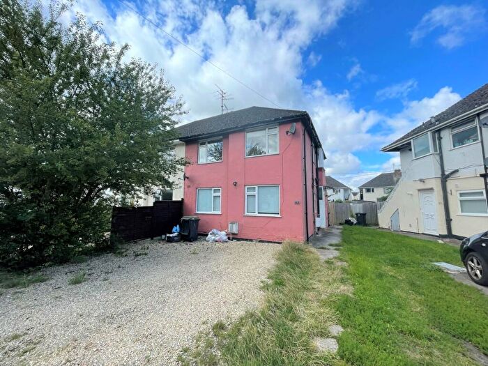 2 Bedroom Maisonette To Rent In Melmore Gardens, Cirencester, Gloucestershire, GL7