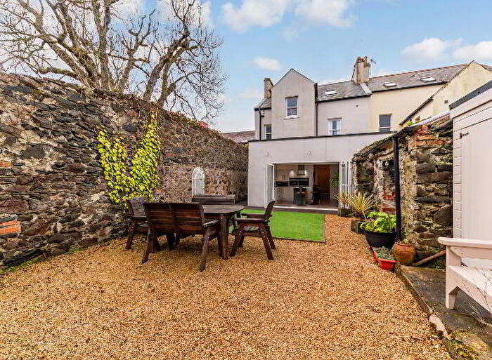 6 Bedroom End Of Terrace House For Sale In High Street, Donaghadee, BT21