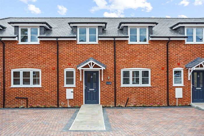 2 Bedroom Semi-Detached House For Sale In Sherdon Place, Sherfield On Loddon, RG27