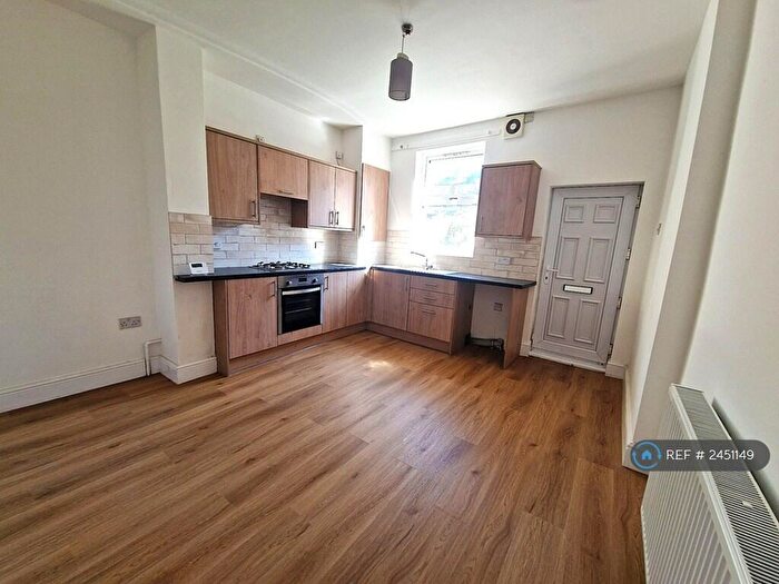 4 Bedroom Terraced House To Rent In Springvale Road, Sheffield, S10