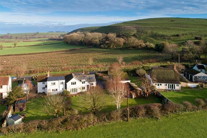 3 Bedroom Semi-Detached House For Sale In Bowerchalke, SP5