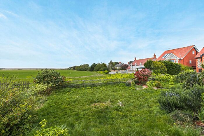 3 Bedroom Cottage For Sale In Main Road, Titchwell, PE31