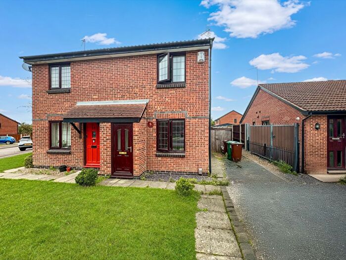 2 Bedroom Semi-detached House For Sale In Courtney Close, Wollaton, Nottingham, NG8