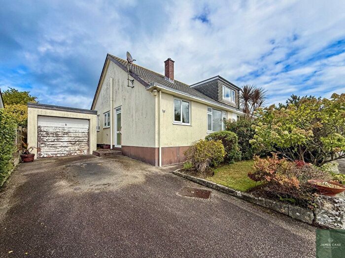 3 Bedroom Semi Detached Bungalow For Sale In Lewman Close, Probus, TR2