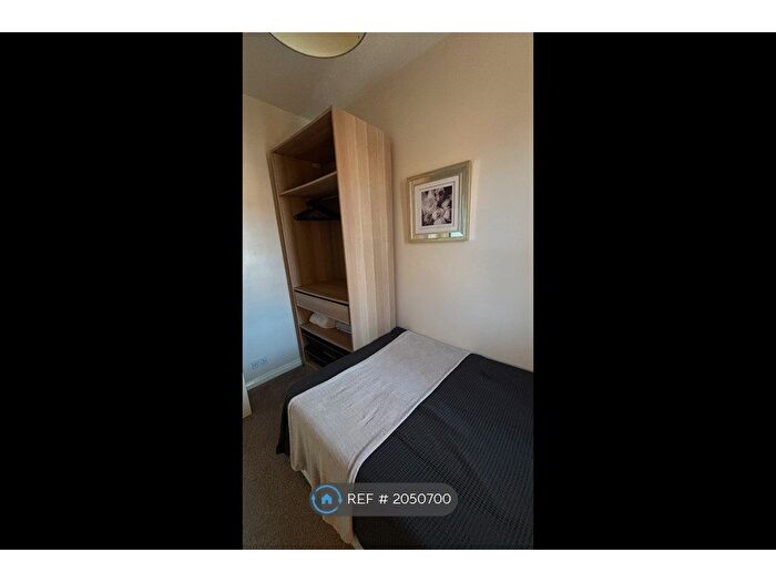 1 Bedroom Flat To Rent In Upper Newtownards Road, Belfast, BT4