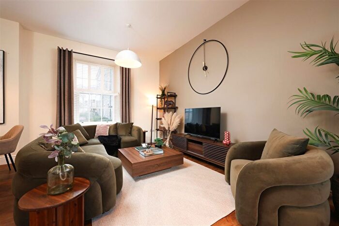 4 Bedroom Flat For Sale In Allen House, Ashley Down, Bristol, BS7