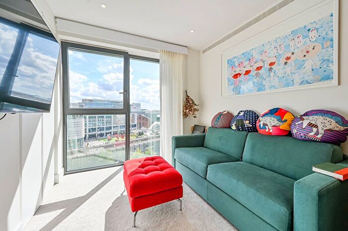 2 Bedroom Flat For Sale In Westmont Apartments, White City, London, W12