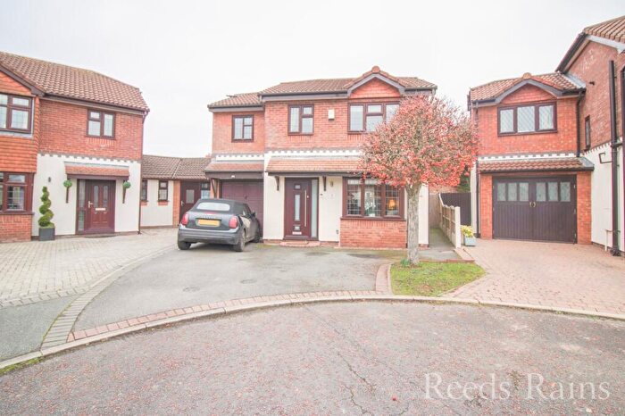 5 Bedroom Detached House For Sale In Oxford Close, Great Sutton, Ellesmere Port, Cheshire, CH66