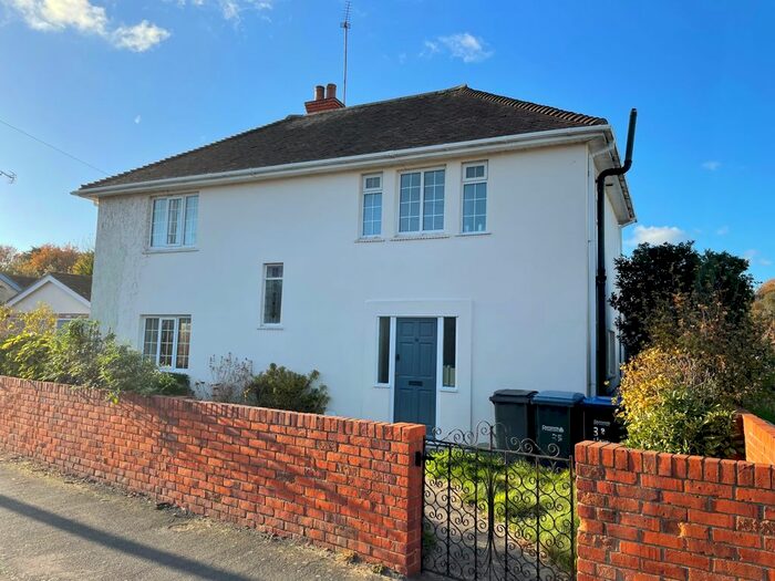 5 Bedroom Detached House To Rent In Egham, Surrey, TW20