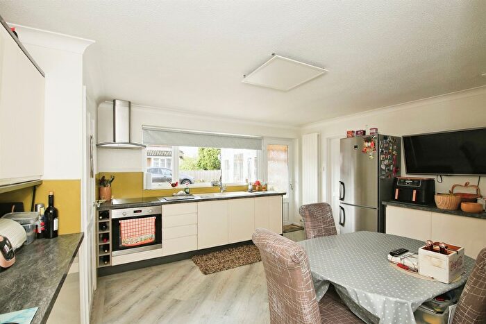 2 Bedroom Detached Bungalow For Sale In St. Johns Road, Spalding, PE11