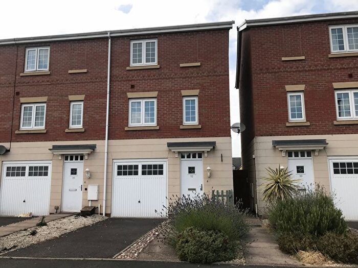 3 Bedroom Town House To Rent In Highlander Drive, Donnington, Telford, TF2