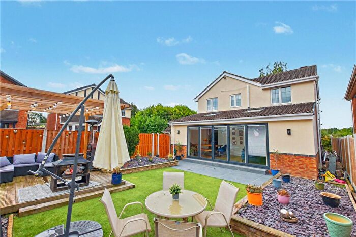 4 Bedroom Detached House For Sale In Birk Lane, Morley, Leeds, West Yorkshire, LS27