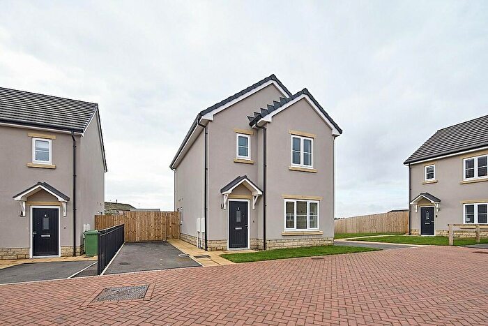 3 Bedroom Detached House For Sale In Kendal Road, Hellifield, Skipton, BD23