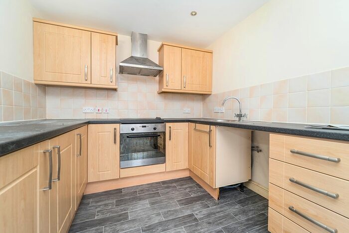 2 Bedroom Flat To Rent In Allendale Court, Allendale Street, Burnley, Lancashire, BB12
