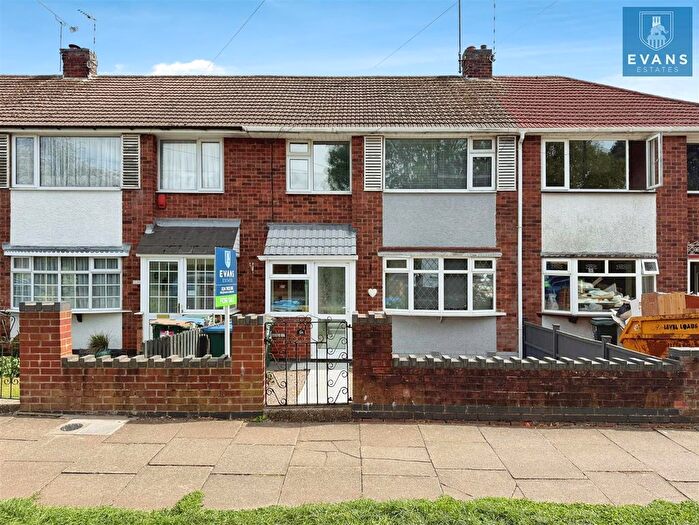 3 Bedroom Terraced House For Sale In Beake Avenue, Holbrooks, Coventry, CV6