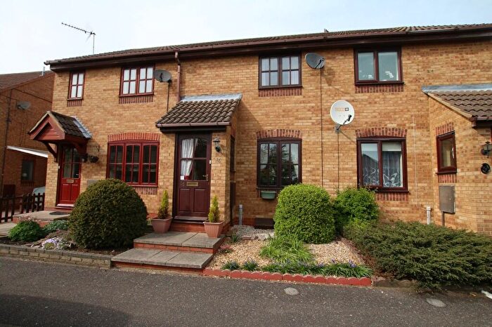 2 Bedroom Terraced House To Rent In Haighs Close, Chatteris, PE16
