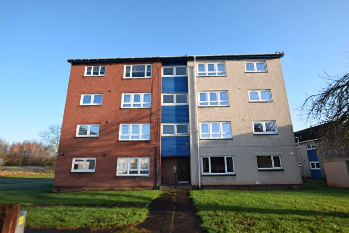 2 Bedroom Flat To Rent In Stronsay Court, Perth, PH1