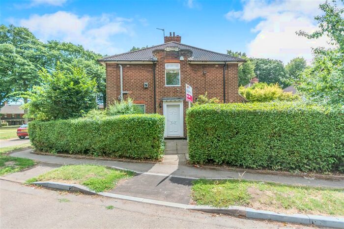 3 Bedroom House To Rent In Weoley Castle Road, Birmingham, B29