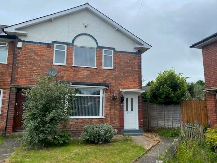3 Bedroom End Of Terrace House To Rent In Newnham Grove, Erdington, B23