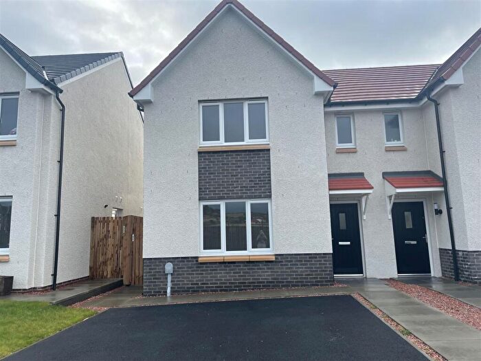 3 Bedroom Semi Detached House To Rent In Pit Lane, Dunfermline, KY12