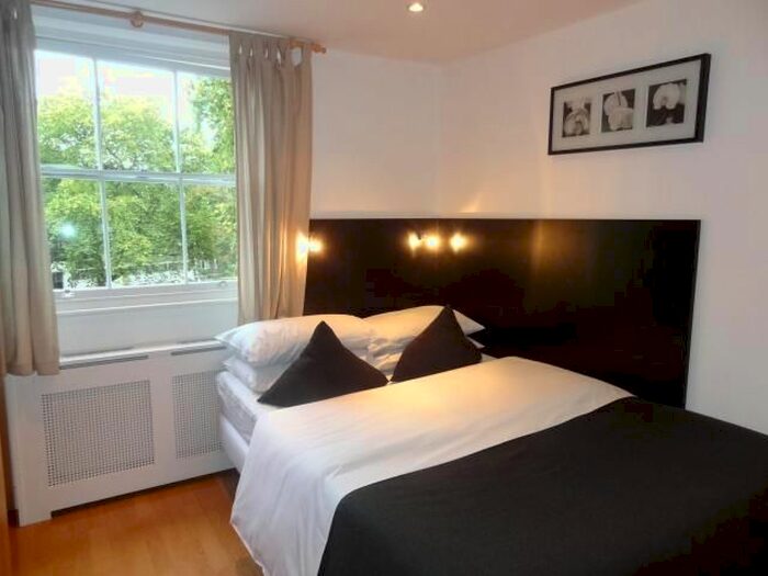 Studio To Rent In Cartwright Gardens, Bloomsbury, London, WC1H