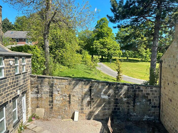 1 Bedroom Apartment To Rent In Burley Road, Leeds, LS4