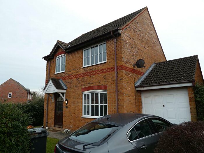 3 Bedroom Detached House To Rent In Asgard Drive, Bedford, MK41