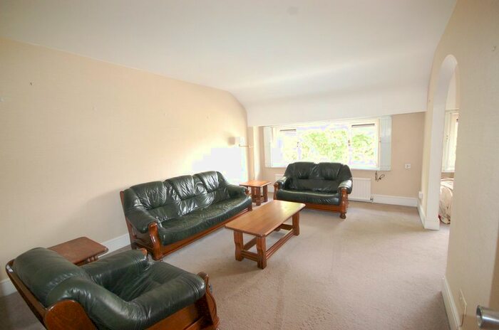 1 Bedroom Flat For Sale In Westbourne Terrace, London, W2