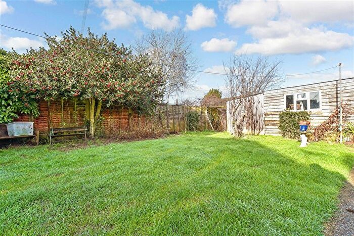 3 Bedroom Detached House For Sale In Chulkhurst, Biddenden, Ashford, Kent, TN27